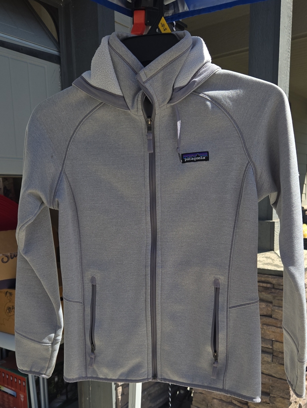 Patagonia ADULT S Gray Fleece-Lined Hooded Jacket